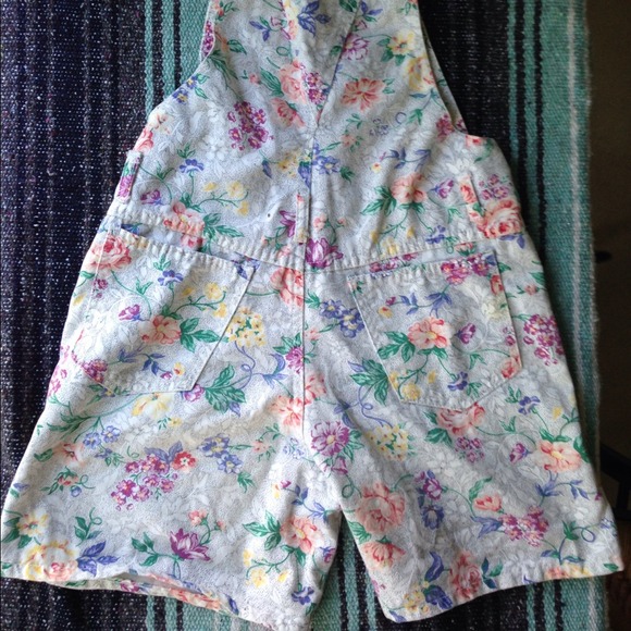 ‼️ SOLD - Vintage denim Floral overalls! 💐 - Picture 3 of 4