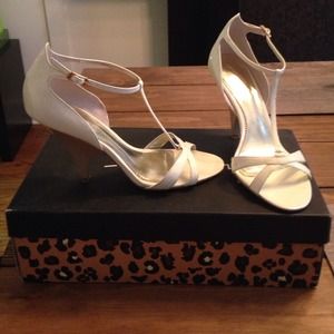 Patent leather cream colored heels