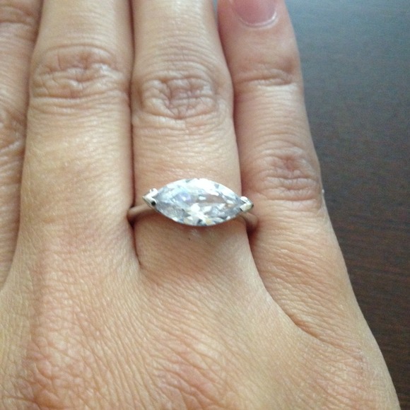 East/West Marquise Solitaire CZ Silver Ring Sz 6