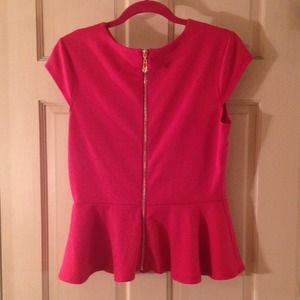 Pink short sleeve, zip back, peplum top