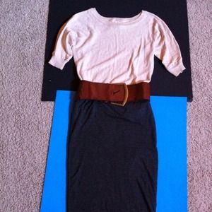 Very nice basic sweater, light weight, 3/4 sleave