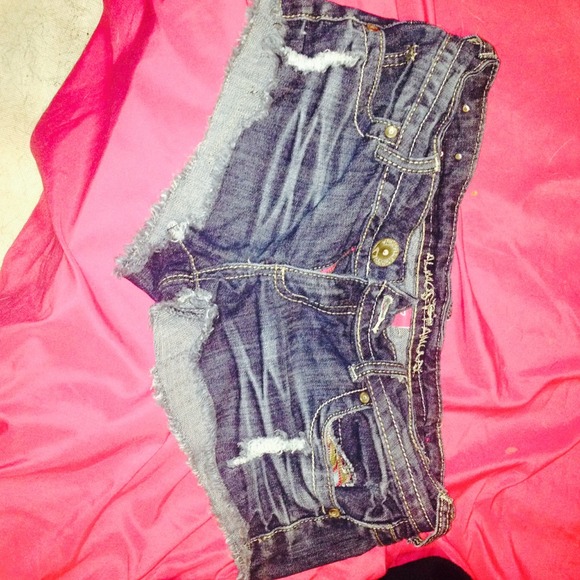 Shorts - Picture 2 of 2