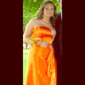 Beautiful Tony Bowls Le Gala Gown!