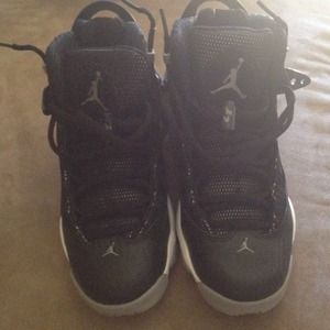 💢Reduced💢Oreo 6 rings