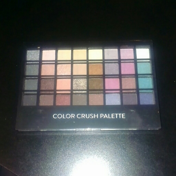 Brand New Eyeshadow Pallete