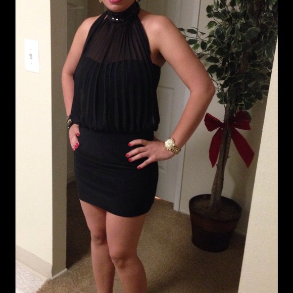 Black Dress - Picture 1 of 4