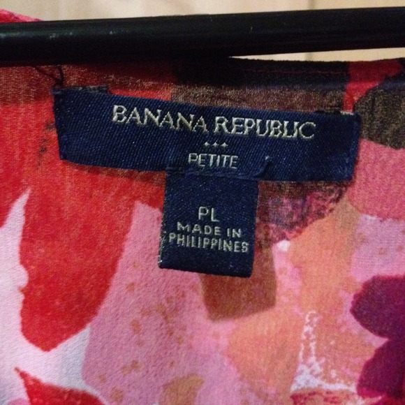 Banana Republic Red Faux Wrap Blouse, Large Petite - Picture 3 of 3