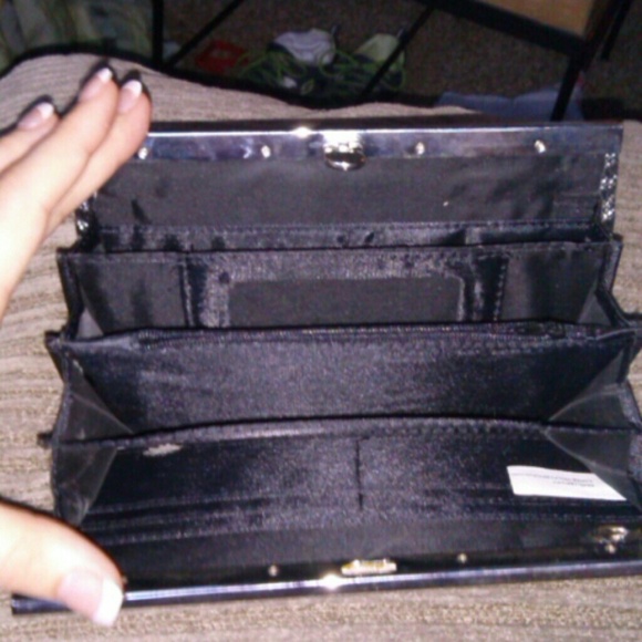 Wallet - Picture 2 of 2