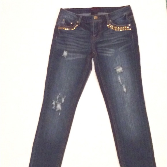 Gold studded distressed skinny jeans💋 - Picture 6 of 6