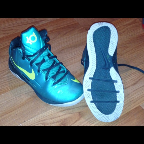 Youth Kd - Picture 2 of 4