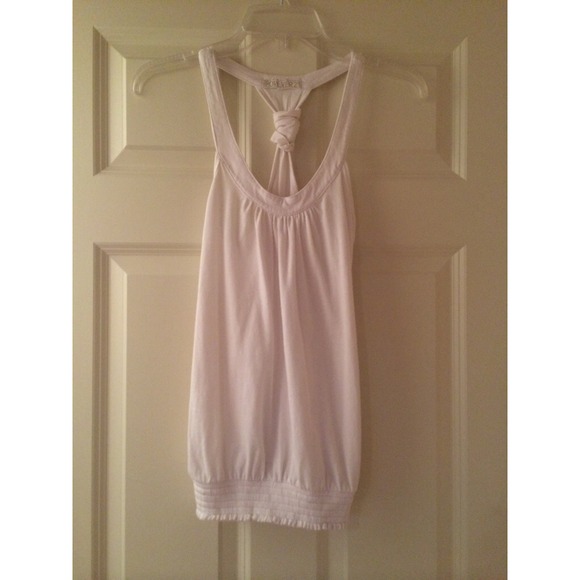 White top plain