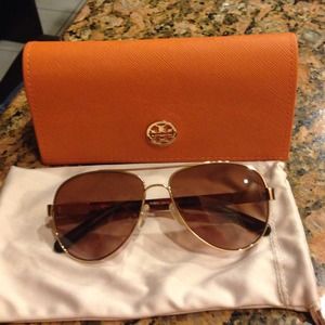 💯 Authentic Tory Burch Avoators