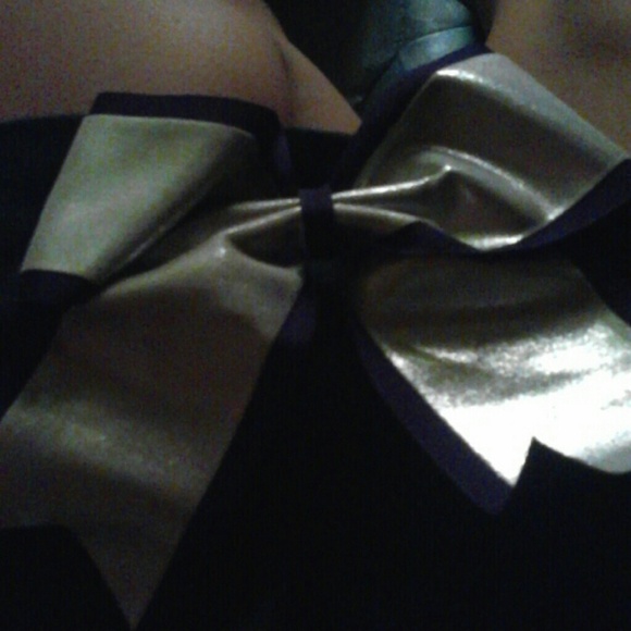 Cheer bows