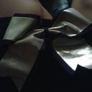 Cheer bows