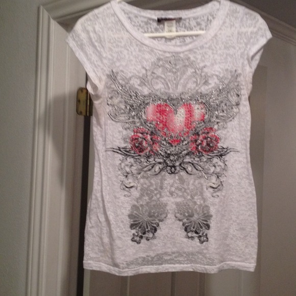 Really cute blinged summer top....