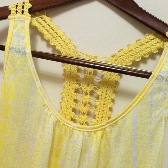 ☀️Summer Tank Tops☀️ - Picture 2 of 4