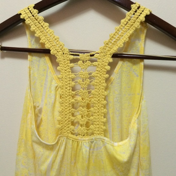 ☀️Summer Tank Tops☀️ - Picture 3 of 4