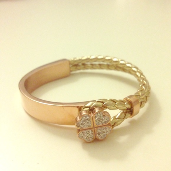 ❌SOLD❌ Lucky Clover Half Wrap Bracelet