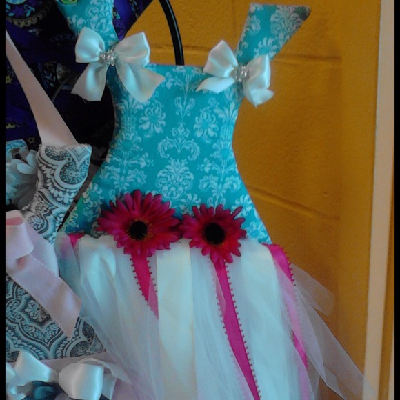 Dress hair bow holder! make me an offer :)