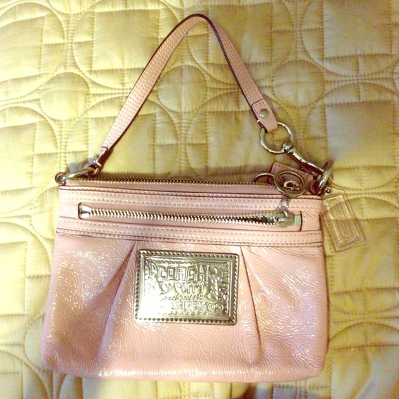 Coach poppy wristlet