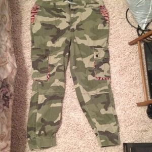 Camo pants
