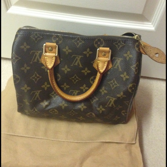 Speedy 25 Authentic Louis Vuitton