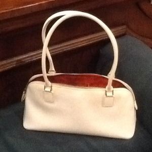 MAXX NEW YORK Solid white patent leather handbag