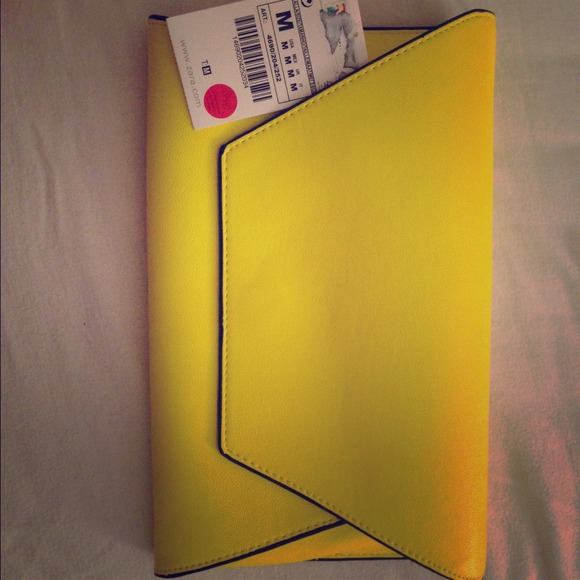 Zara lime clutch