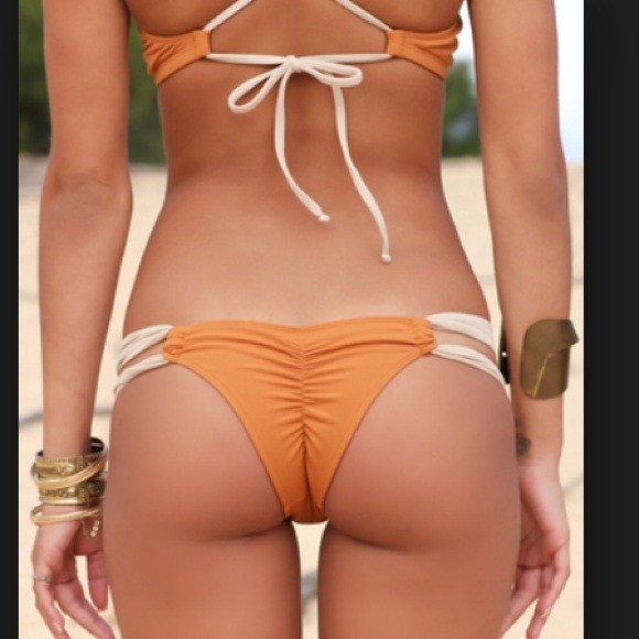 LOOKING FOR THESE! - Picture 2 of 4