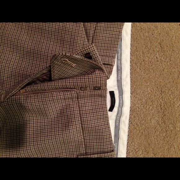 Herringbone looking express editor pant