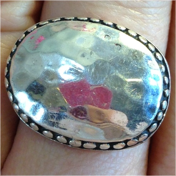 Large Hammered Oval Silver Ring - Picture 2 of 3