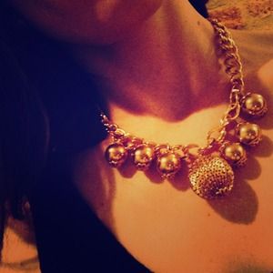 Reduced! Gold statement necklace