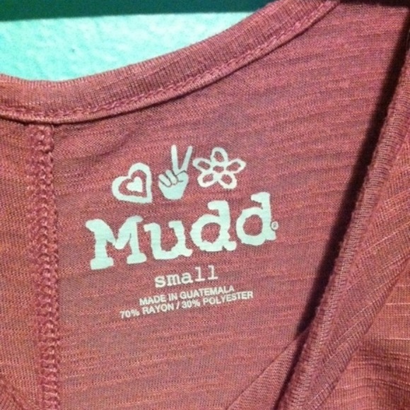 Cut out sleeve top - Picture 3 of 4