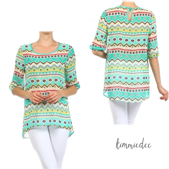 Boutique Tops - ⬇️SALE⬇️Mint AZTEC tribal hi low blouse LAST M!