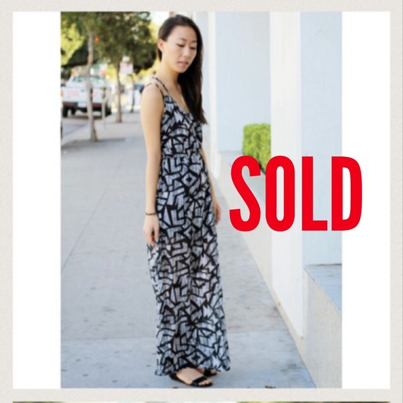 Geometric print maxi dress with caged back