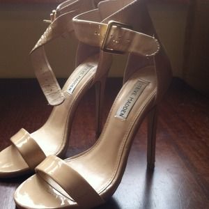 Steve Madden Marlenee sandals 6.5