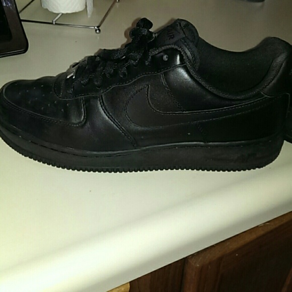 Black Nike Air Forces