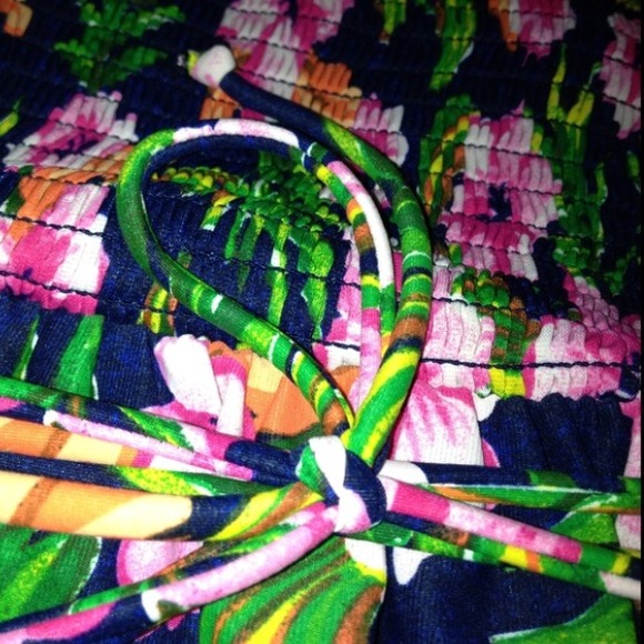 ๐ดHost Pick๐ด NWT Juicy Wildflower Mini Cover Up - Picture 2 of 4