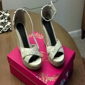 REDUCED!! Candies cream crocheted wedge