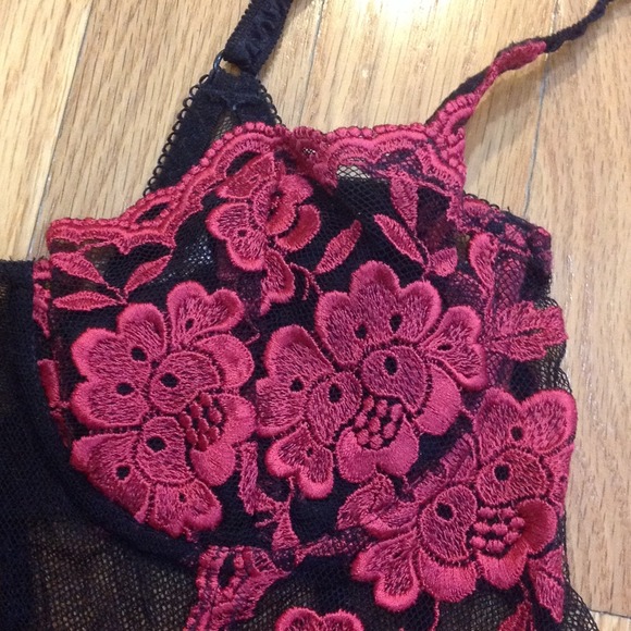 Black & red sexy teddy - Picture 3 of 3