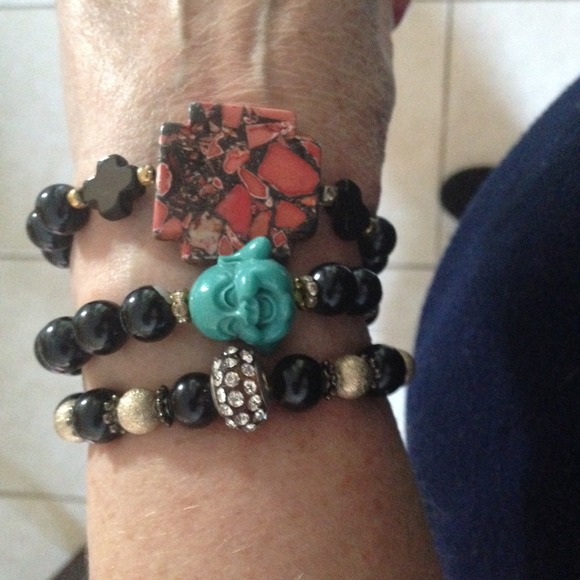 Bead bracelets - Picture 4 of 4