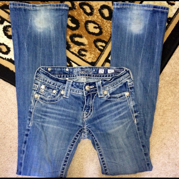 Gorgeous Miss Me Bootcut Jeans Bling FLEUR de LIS - Picture 3 of 4