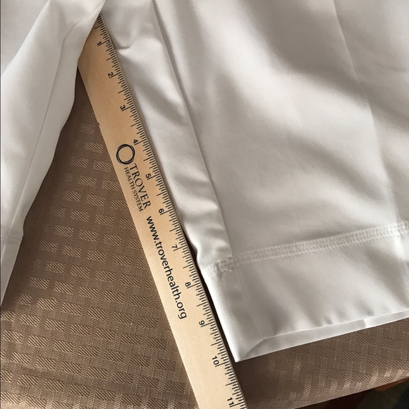 Golf Shorts - Picture 2 of 3