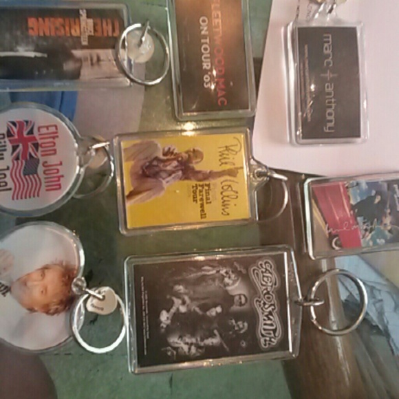 Concrete tour key chains