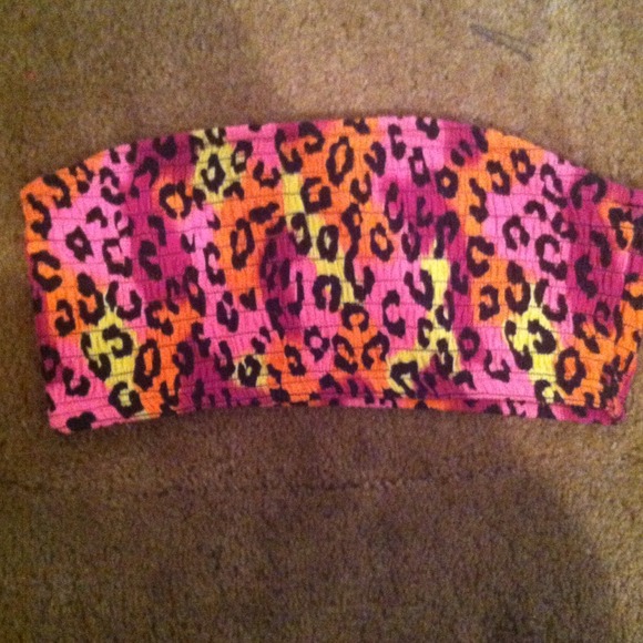Colorful leopard crop top. - Picture 1 of 1