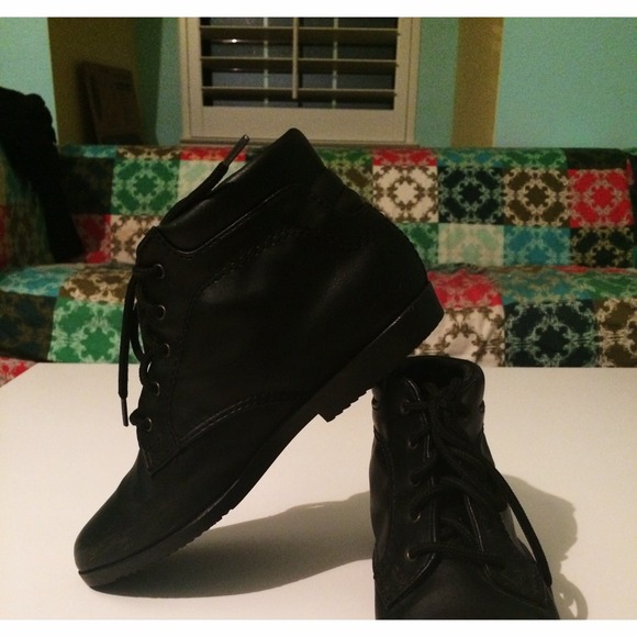 🔪SOLD🔪 - Picture 2 of 3