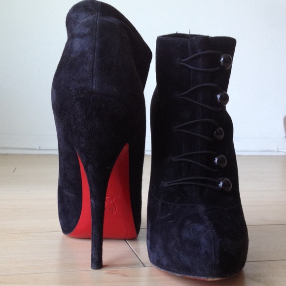*💢Reduced💢Christian louboutin black suede boots