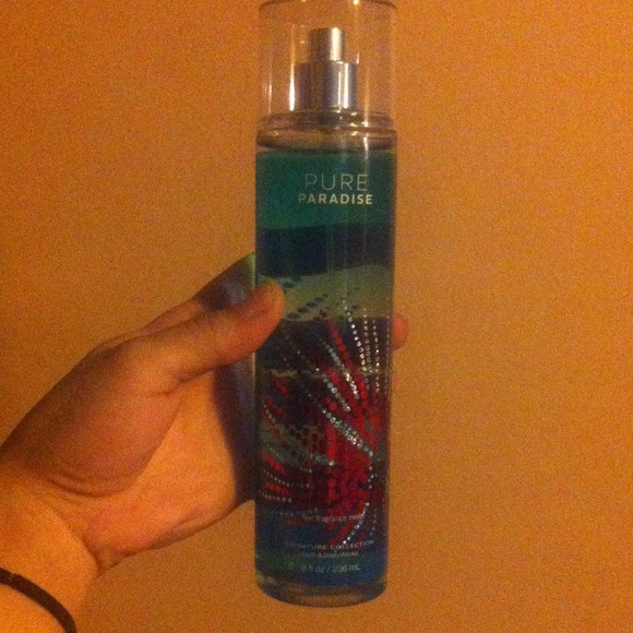 ⚠️Traded. Bath n body works spray