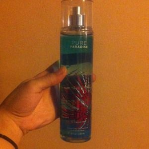 ⚠️Traded. Bath n body works spray