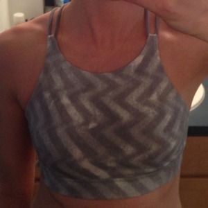 lululemon athletica bra sz 6 (small)
